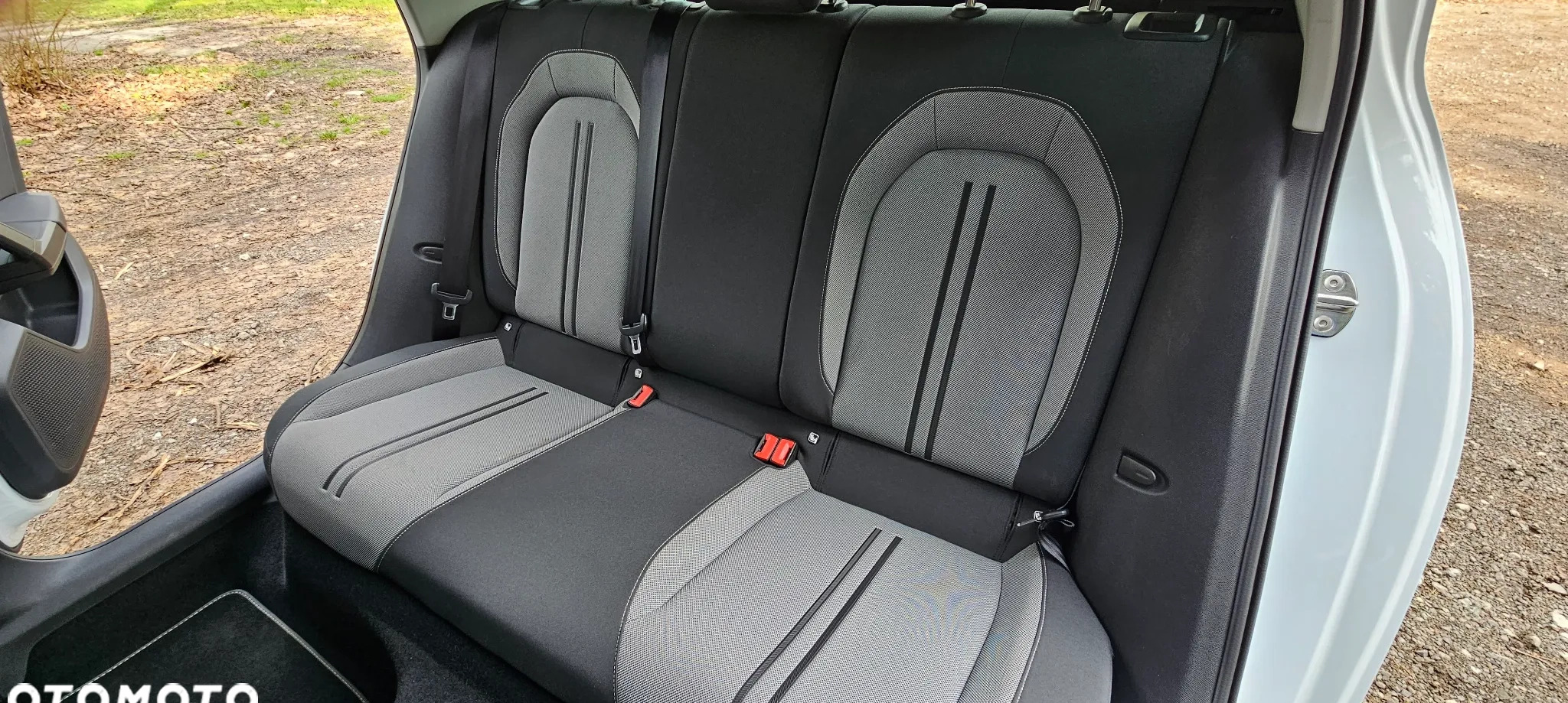 Seat Leon cena 62800 przebieg: 188287, rok produkcji 2020 z Ryki małe 742